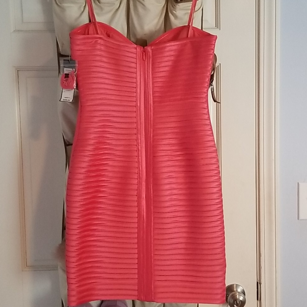 Brand New with Tags BCBG MAXAZRIA BODYCON DRESS - Picture 3 of 4